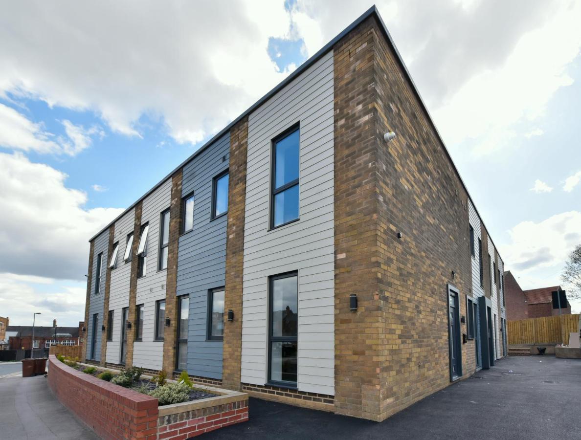 The Breath Taking Cube Lejlighedshotel Pontefract Eksteriør billede