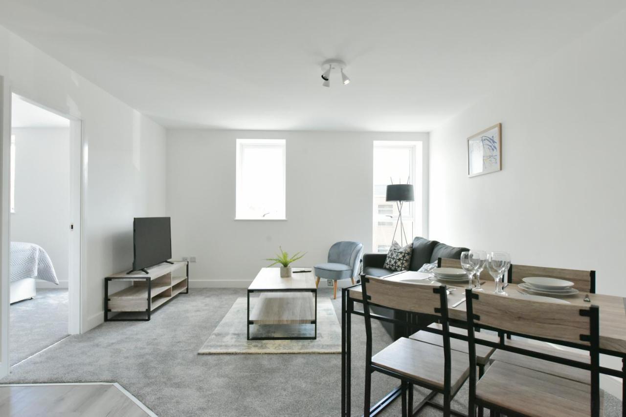 The Breath Taking Cube Lejlighedshotel Pontefract Eksteriør billede
