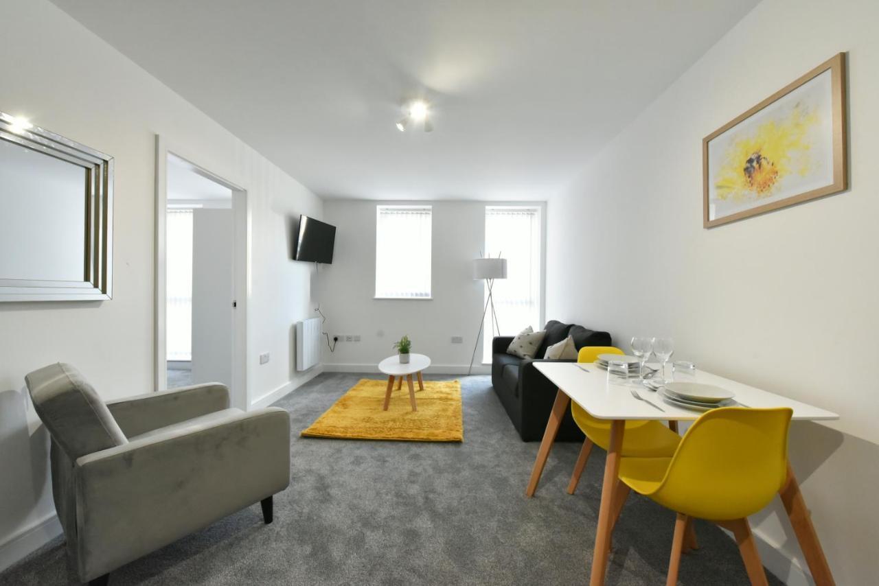 The Breath Taking Cube Lejlighedshotel Pontefract Eksteriør billede